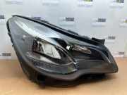 Scheinwerfer links von einem Mercedes E-Klasse