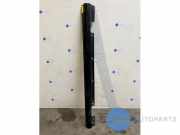 Schwelle links von einem Mercedes CLA (191)