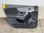 Türverkleidung 4-türig links vorne von einem Mercedes CLA