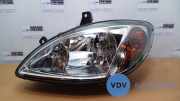Scheinwerfer links von einem Mercedes Vito