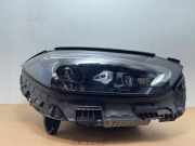 Scheinwerfer rechts von einem Mercedes C-Klasse