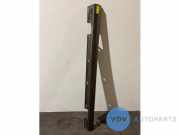 Schwelle rechts von einem Mercedes B-Klasse (893)