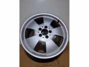 Felge von einem Mercedes SL