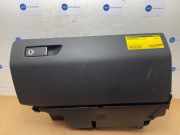 Handschuhfach von einem Mercedes E-Klasse