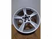 Felge von einem Mercedes C-Klasse