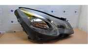 Scheinwerfer links von einem Mercedes E-Klasse