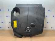 Abdeckblech Motor von einem Mercedes A-Klasse