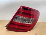 Rücklicht rechts von einem Mercedes C-Klasse (183)