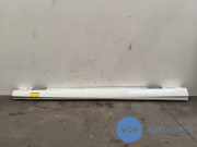 Schwelle rechts von einem Mercedes B-Klasse (650)