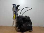 Scheibensprühertank vorne von einem Mercedes E-Klasse