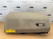 Handschuhfach von einem Mercedes E-Klasse