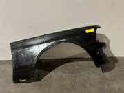 Kotflügel rechts vorne von einem Mercedes 200 - 500