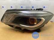 Scheinwerfer links von einem Mercedes CLA