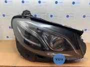 Scheinwerfer rechts von einem Mercedes E-Klasse