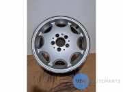 Felge von einem Mercedes C-Klasse