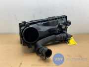 Luftfiltergehäuse von einem Mercedes E-Klasse