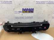 Radiobedienfeld von einem Mercedes C-Klasse