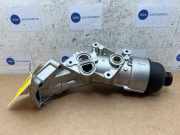 Ölfiltergehäuse von einem Mercedes A-Klasse