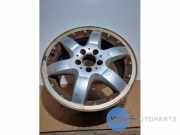 Felge von einem Mercedes ML-Klasse