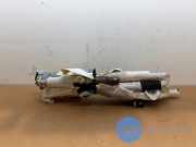 Airbag Himmel links von einem Mercedes B-Klasse