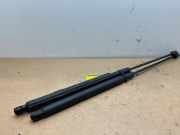 Gasdämpfer Motorhaube Set von einem Mercedes GLK-Klasse