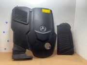 Abdeckblech Motor von einem Mercedes C-Klasse