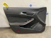 Türverkleidung 4-türig links vorne von einem Mercedes CLA