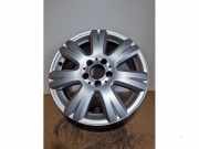 Felge von einem Mercedes C-Klasse