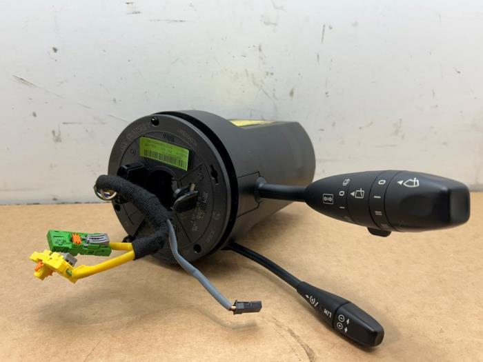 Kombischalter Lenksäule von einem Mercedes B-Klasse