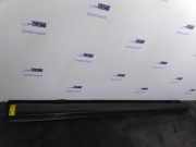 Schwelle links von einem Mercedes E-Klasse (992)