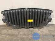 Schutzblech Boden von einem Mercedes C-Klasse (992)