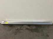 Schwelle links von einem Mercedes B-Klasse (748)