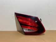 Rücklicht rechts von einem Mercedes C-Klasse (896)