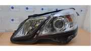 Scheinwerfer links von einem Mercedes E-Klasse