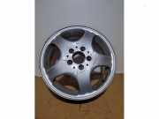 Felge von einem Mercedes A-Klasse