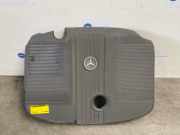 Abdeckblech Motor von einem Mercedes E-Klasse
