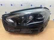 Scheinwerfer links von einem Mercedes C-Klasse