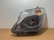 Scheinwerfer links von einem Mercedes Sprinter