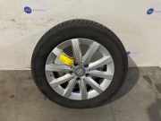 Felge + Reifen von einem Mercedes CLA