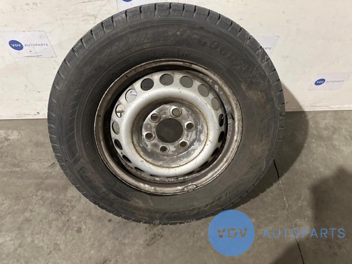 Felge von einem Mercedes Sprinter