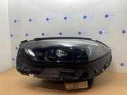 Scheinwerfer rechts von einem Mercedes C-Klasse