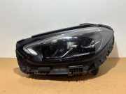 Scheinwerfer links von einem Mercedes C-Klasse