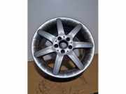 Felge von einem Mercedes C-Klasse