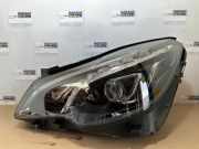 Scheinwerfer links von einem Mercedes E-Klasse