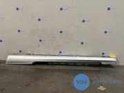 Schwelle links von einem Mercedes E-Klasse (775)