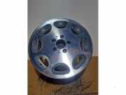 Felge von einem Mercedes SL