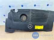 Abdeckblech Motor von einem Mercedes B-Klasse