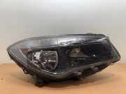 Scheinwerfer rechts von einem Mercedes CLA