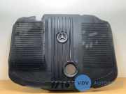 Abdeckblech Motor von einem Mercedes E-Klasse