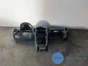 Armaturenbrett von einem Mercedes SLK